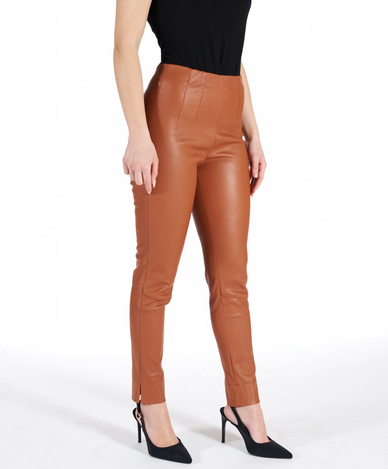 Brown Leather Pants Outfits For Women (20 ideas & outfits) | Outfits with  leggings, Brown leather pants outfit, Brown leather pants