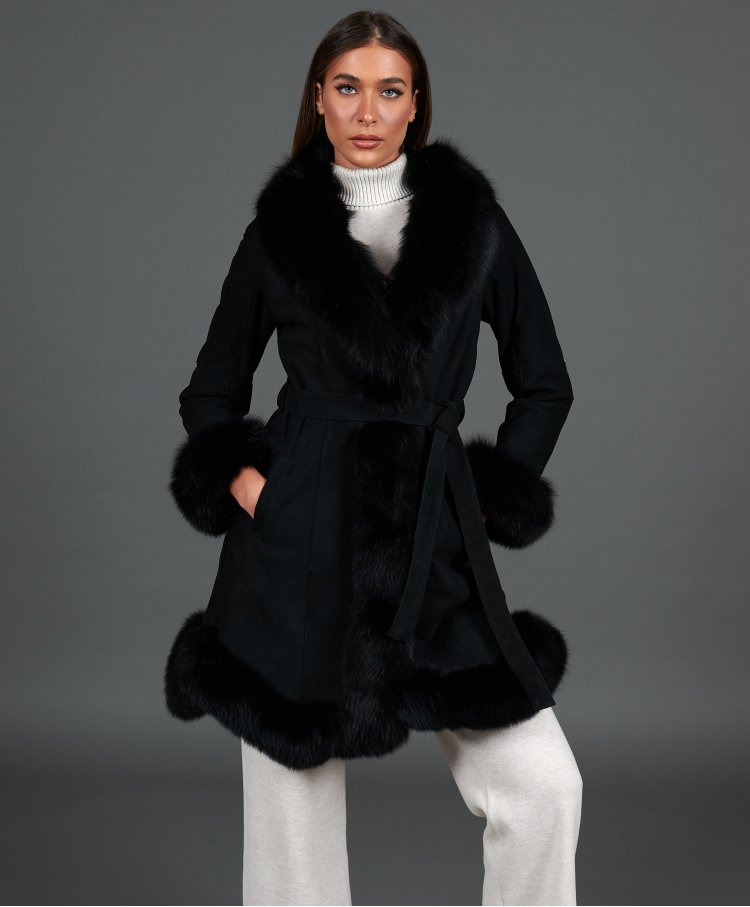 Black lamb shearling coat with fox fur collar