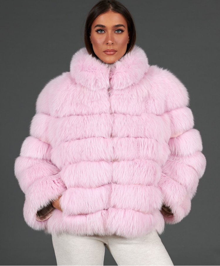 Short fox fur jacket with long sleeve • pink color