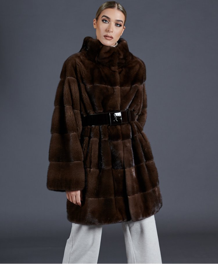 Mink fur coat ring collar and long sleeve • mahogany color