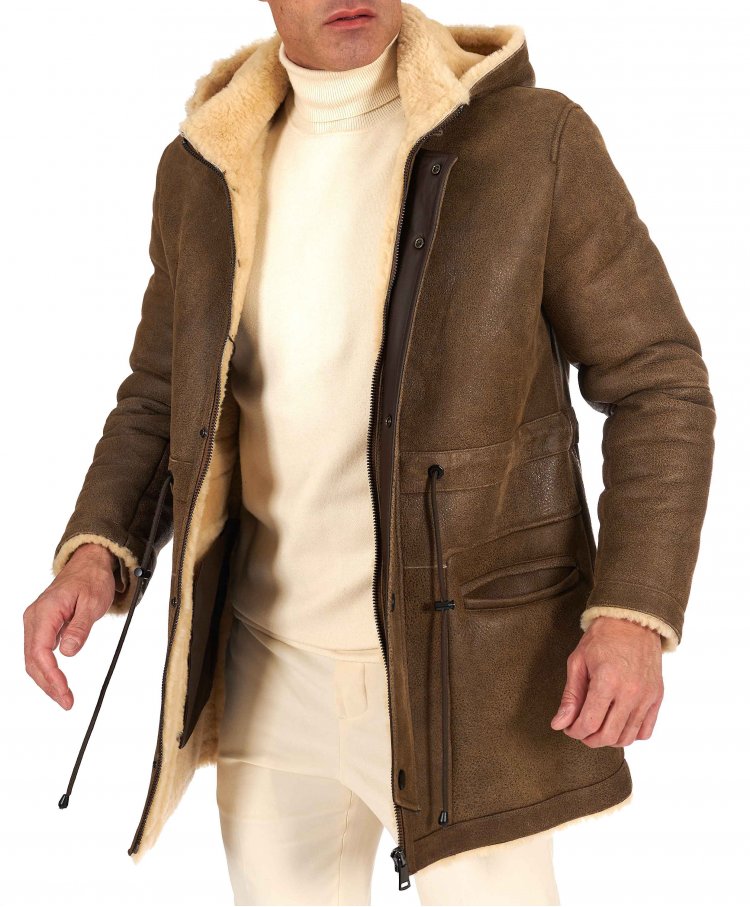  Shearling lamb coat in taupe color with detachable hood  